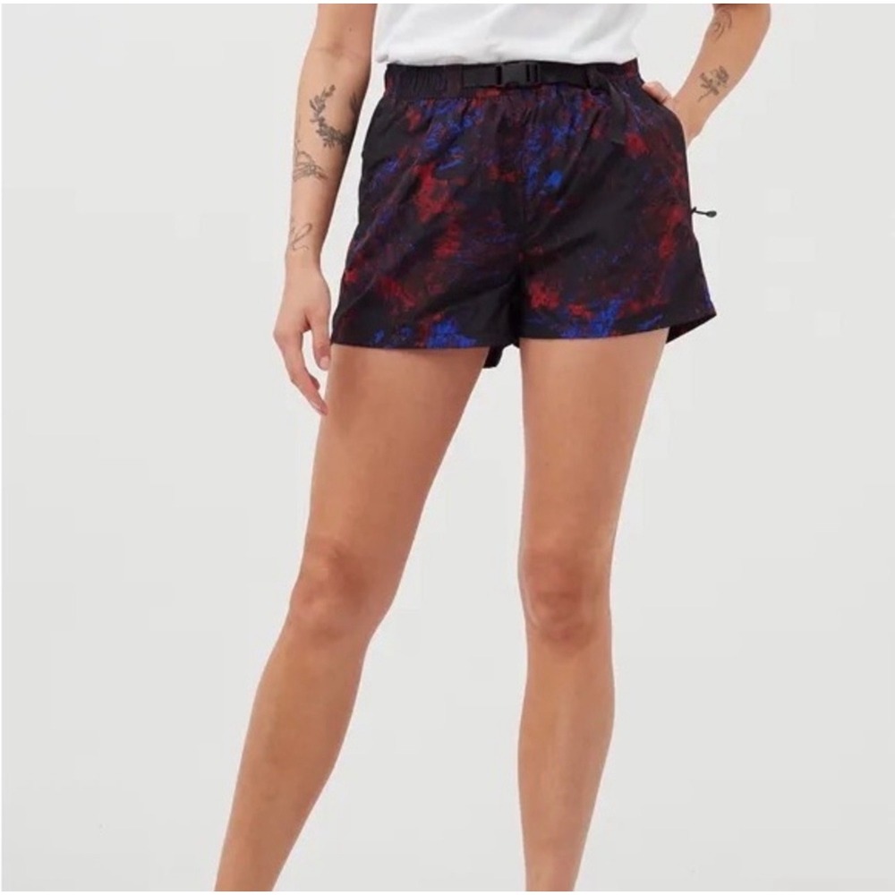 Carhartt WIP Womens Elway Shorts Abstract Print Belted Hiking Black Red Blue XS